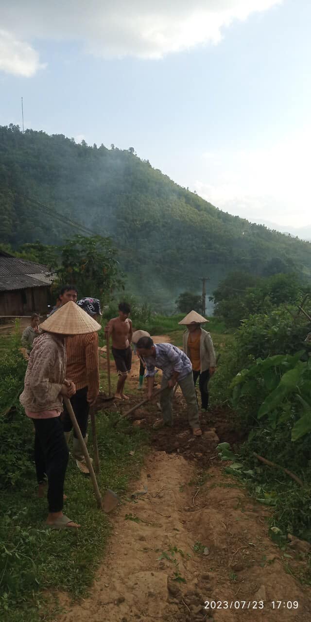 Phong trào mỗi tuần làm một việc trên địa bàn xã Minh Sơn.